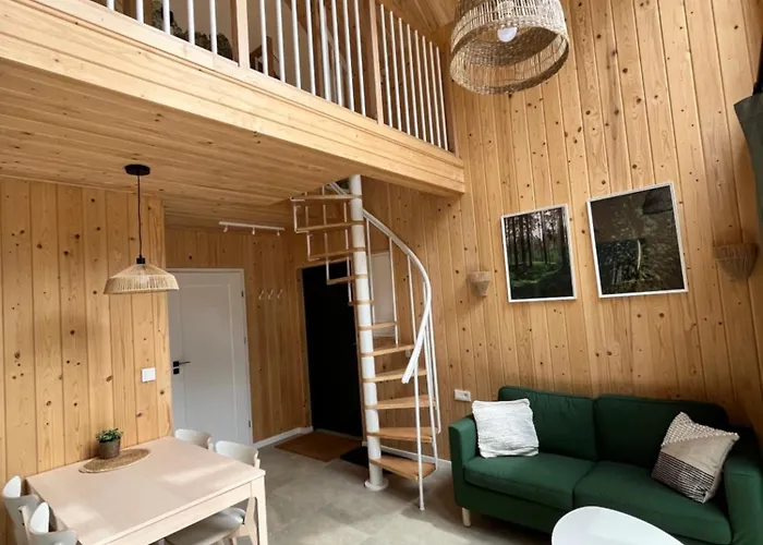 I Skaly, Jura Apartmán Lutowiec
