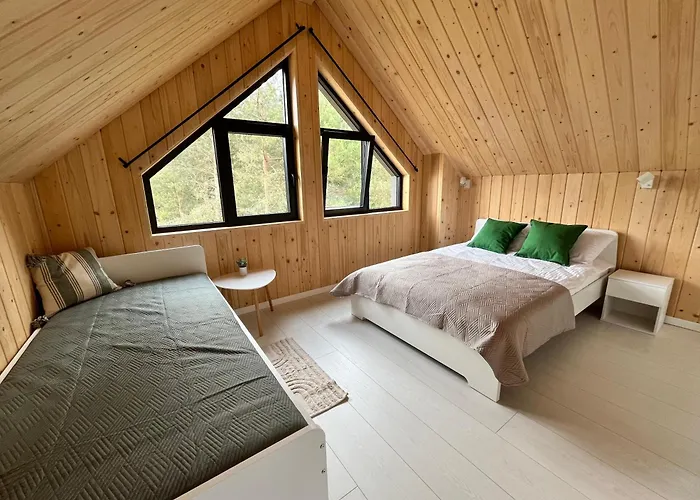 I Skaly, Jura Lutowiec