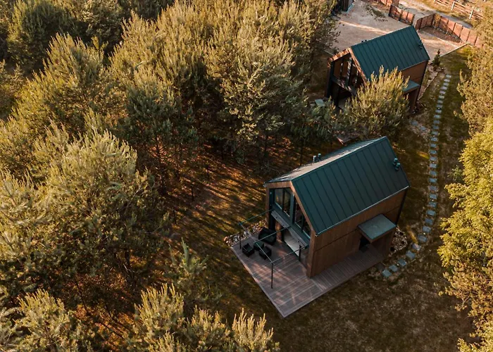 I Skaly, Jura Apartmán